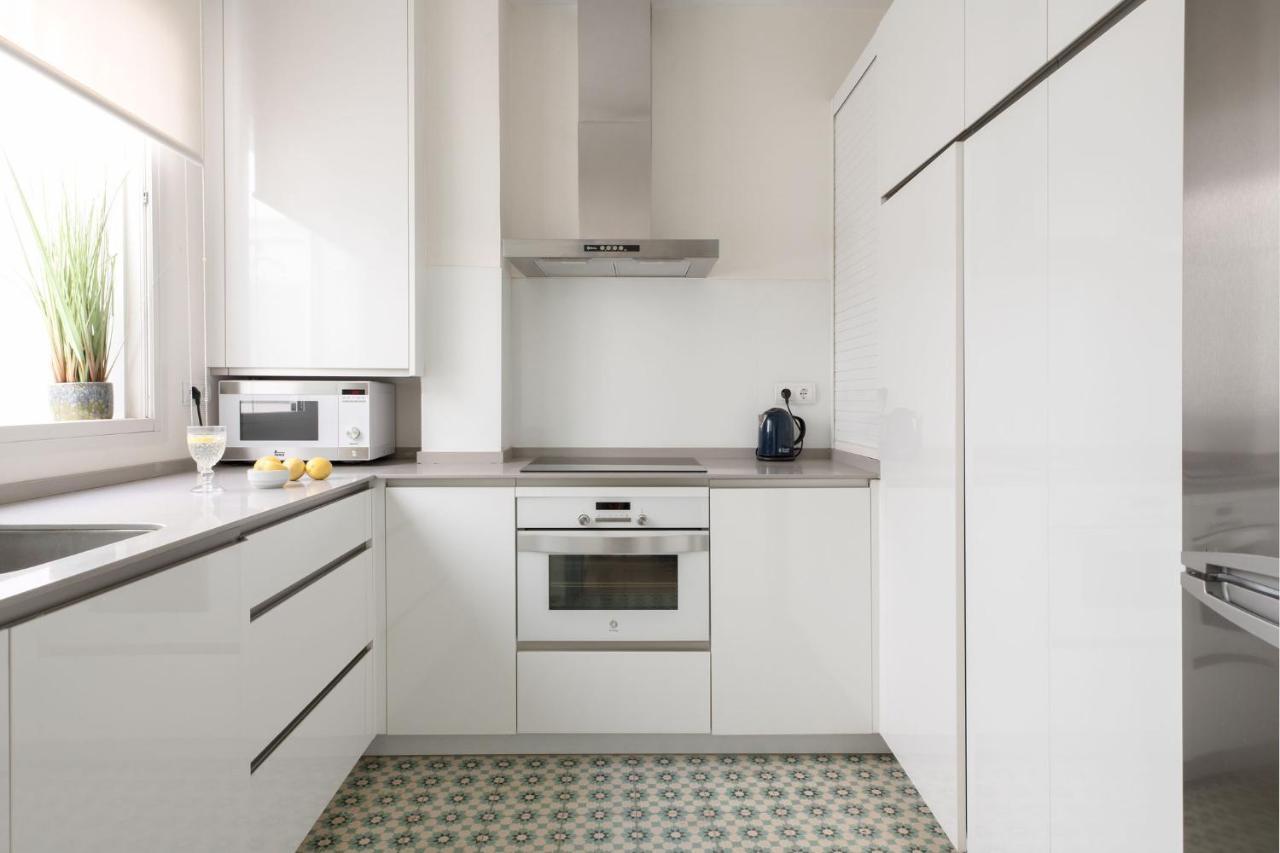 Plaza Nueva 2 Bedrooms & 2 Bathrooms Seville Exterior photo